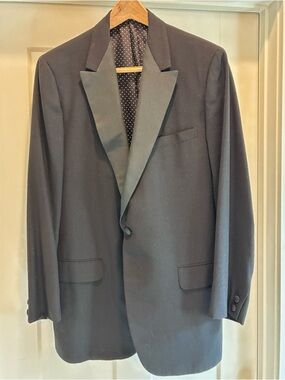 Men's Vintage Dinner Jacket